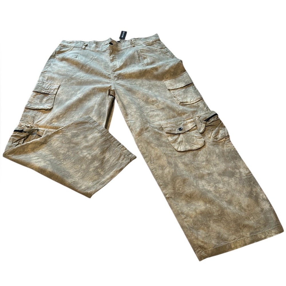 NWT PrettyLittleThing PLT Plus Camo Pocket Detail Khaki Cargo Trouser 16
